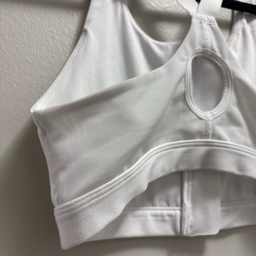 Gymshark White Zip Front Sports Bra XS Athletic Workout Crop Top Activewear - Picture 6 of 13